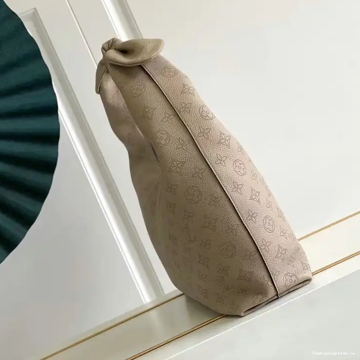 Fashionreps 2209DJ0058 LV Bag 0811